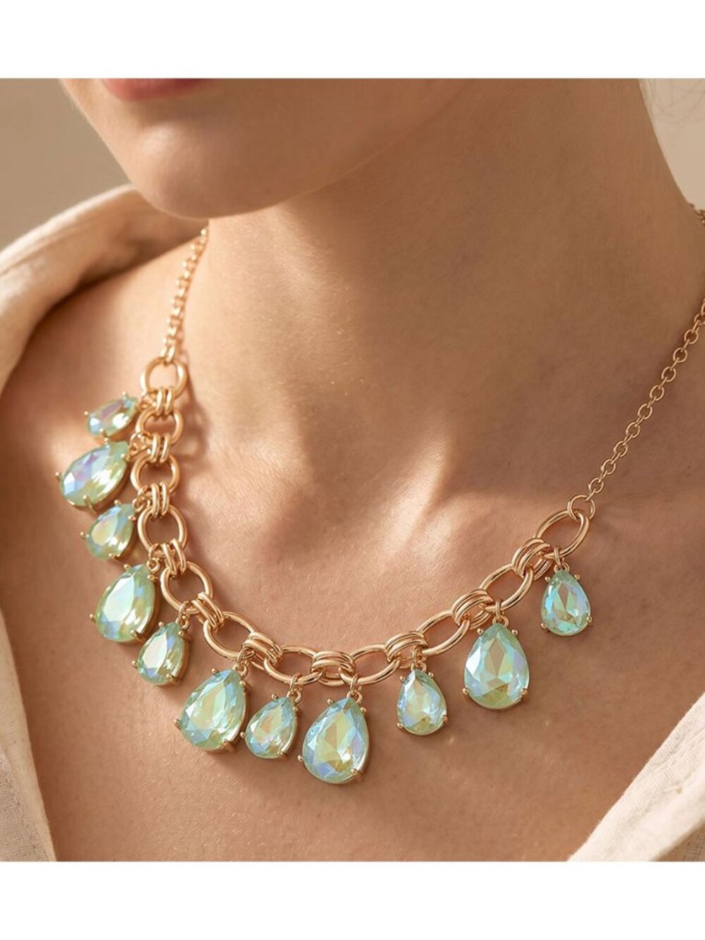 Tigerstars Cushion Mint Teardrop Cluster Drop Station Necklace